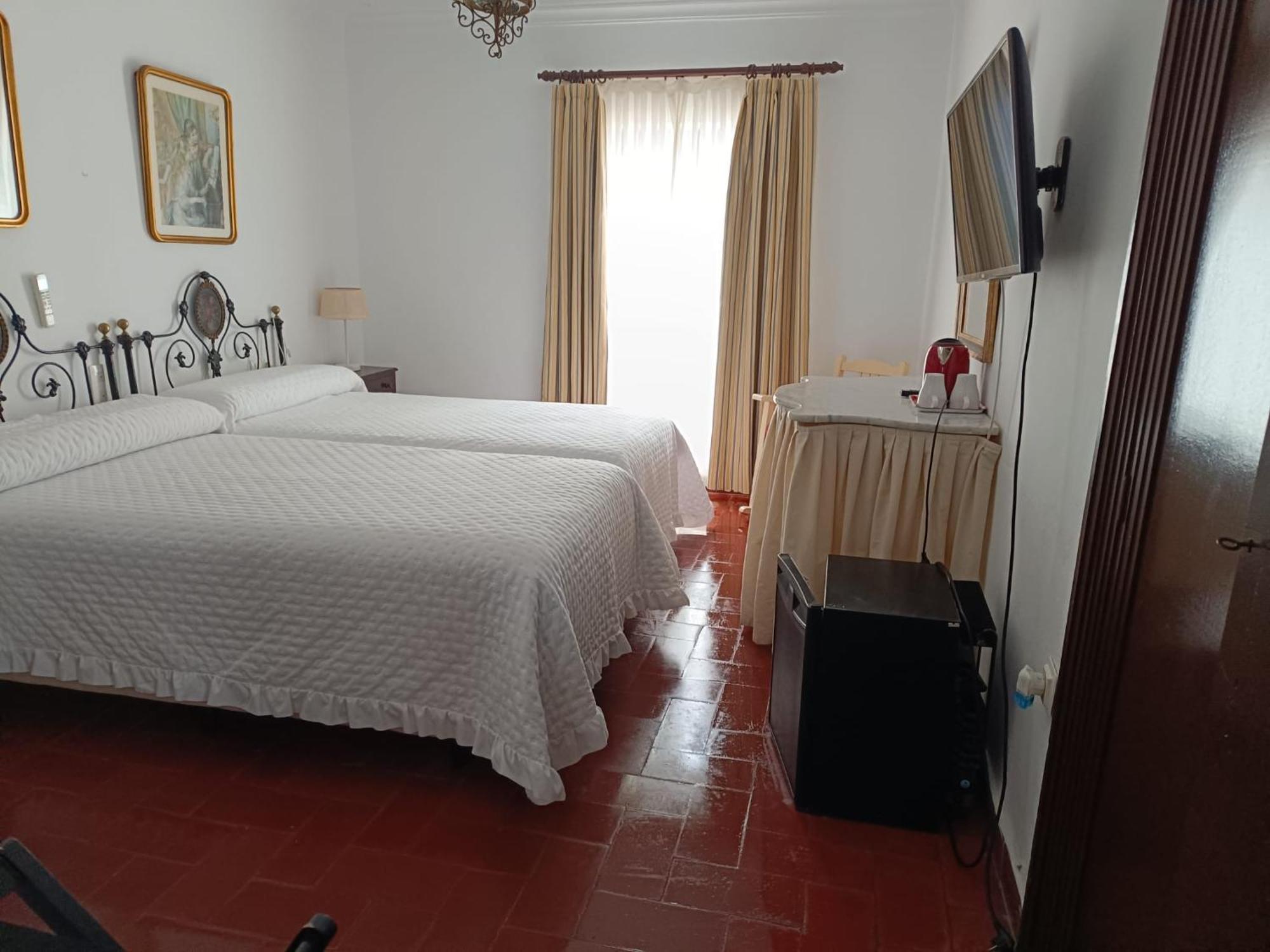 Hostal Gran Capitan Чипиона Экстерьер фото